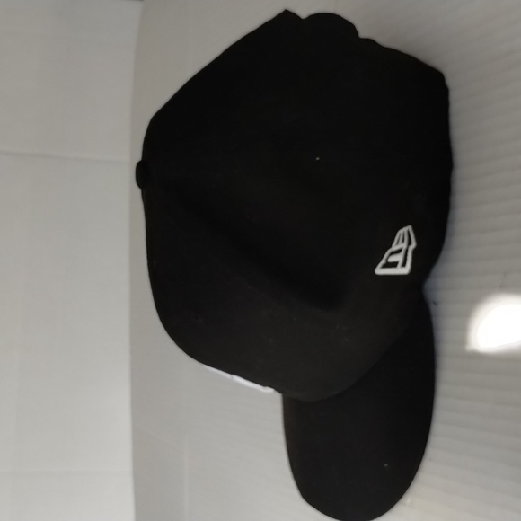 Los Angeles LA Dodgers Black Baseball Hat - Picture 5 of 9